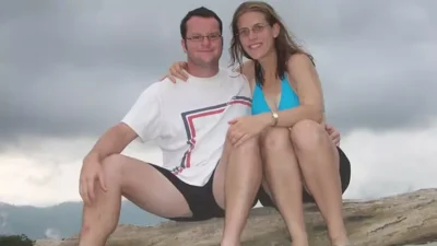 İngiltere’de yaşayan Katie ve Alan Donegan çifti, sıradan bir hayat