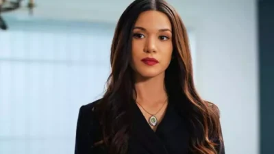 Son dönemin en çok konuşulan kadın oyuncularından biri olan Hazal