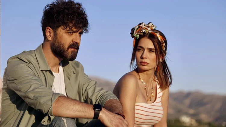 Türk sinemasının 2021 yılı yapımları arasında yer alan “Aşk Yolunda”