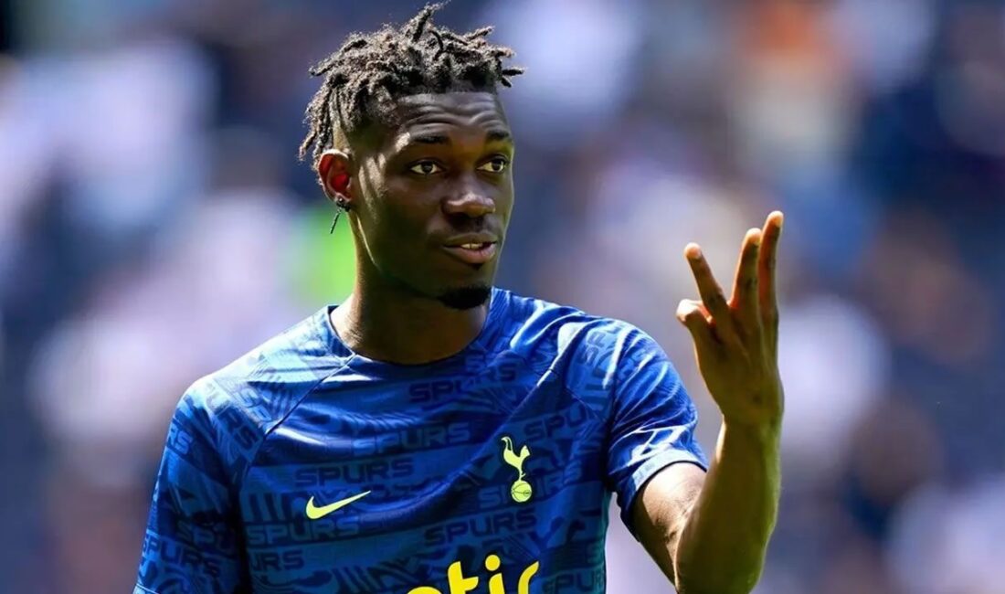 Tottenham Hotspur forması giyen Yves Bissouma, sahalara güçlü dönüşüyle yeniden