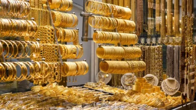 Altın yatırımcıları yeni haftaya dikkat kesildi. Jeopolitik tansiyonun tırmandığı günlerde,