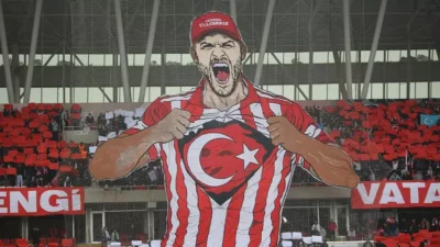 Sivasspor - Amed SK maçında Türk bayrağı koreografisi büyüledi! Diagne'den