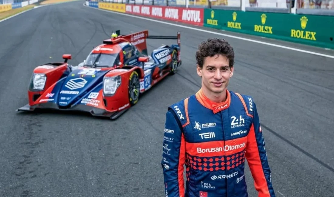 Dijital yarış simülasyonlarından gerçek pistlere uzanan kariyeriyle adını Türkiye spor