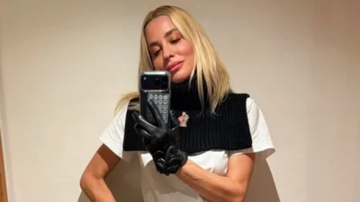 Televizyon dünyasının önemli isimlerinden biri olan Esat Yontunç, ekran önündeki