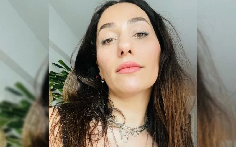 Netflix’in 2024 yapımı dikkat çeken dizisi “Kimler Geldi Kimler Geçti”