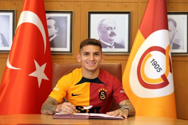 Uruguaylı futbolcu Lucas Torreira, özellikle Galatasaray formasıyla sergilediği üstün performansla