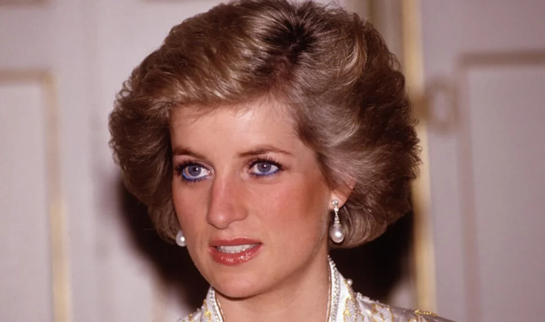 Prenses Diana, yalnızca İngiliz Kraliyet Ailesi’nin bir üyesi değil, aynı