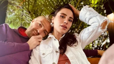 Ünlü oyuncu Şükran Ovalı, son yıllarda hem oyunculuğuyla hem de