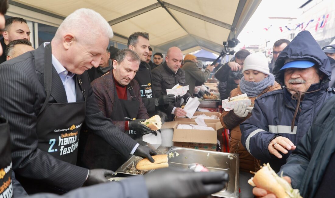 Sultanbeyli’de Karadeniz rüzgârı esti. Geçtiğimiz yıl ilki düzenlenen Sultanbeyli Hamsi