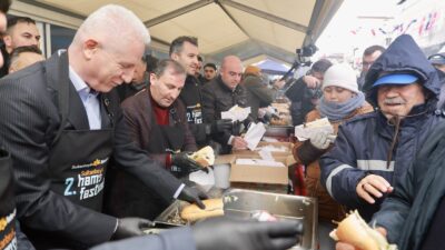 Sultanbeyli’de Karadeniz rüzgârı esti. Geçtiğimiz yıl ilki düzenlenen Sultanbeyli Hamsi