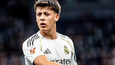 Real Madrid, Levante karşısında sahadan 2-0’lık galibiyetle ayrıldı ama gecenin