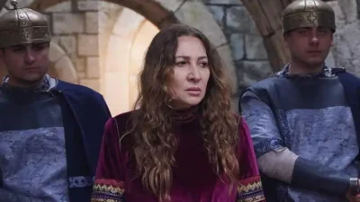 TRT 1 ekranlarında yayınlanan ve her bölümüyle tarihi yeniden yaşatan