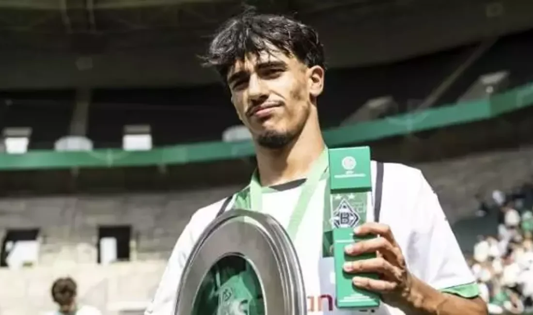 Galatasaray, geleceğe yatırım hamlelerine bir yenisini daha ekledi. Sarı-kırmızılılar, Borussia