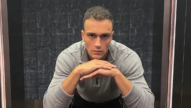 FOX TV’nin sürükleyici hikayesiyle adından söz ettiren dizisi Yabani, genç