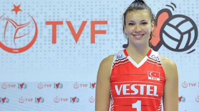 İsthaberler’in haberine göre, A Milli Kadın Voleybol Takımı’nın vazgeçilmez orta
