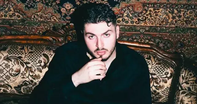 Genç yaşında elde ettiği başarılarla dikkatleri üzerine çeken rap müziğin