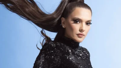 Sosyal medyanın en çok konuşulan isimlerinden biri olan Demet Akalın,