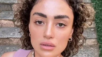 Müzik dünyasında genç yaşına rağmen güçlü sahne performansı ve profesyonel