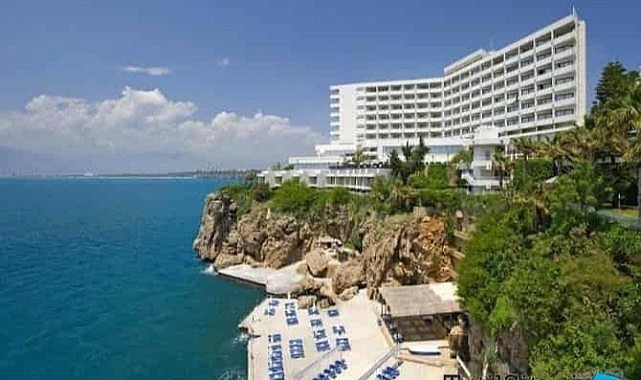 Koç Holding, turizm sektöründe prestijli bir dönüşe daha imza atıyor.