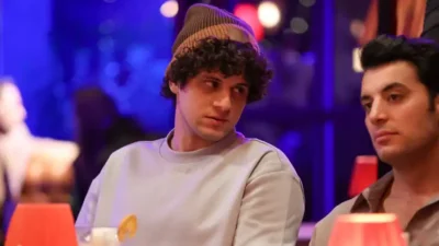 Son dönemlerin en çok konuşulan dizilerinden biri olan Bahar: Uyanmaya