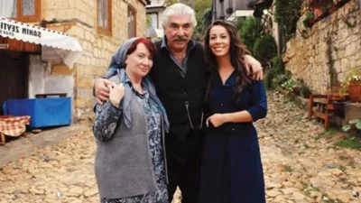 Türk tiyatrosunun duayen isimlerinin kızı Zeynep Özyağcılar kimdir, kaç yaşında,