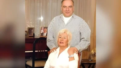 Türkiye müzik tarihinin duayen isimlerinden biri olan Garo Mafyan, yaşamı