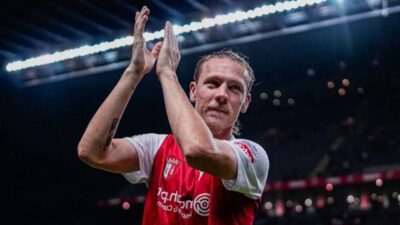 Türk futbolunun gelecek vadeden stoperlerinden biri olan Serdar Saatçı, genç