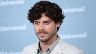 François Arnaud kimdir, kaç yaşında, Heated Rivalry dizisinde kimi oynuyor,