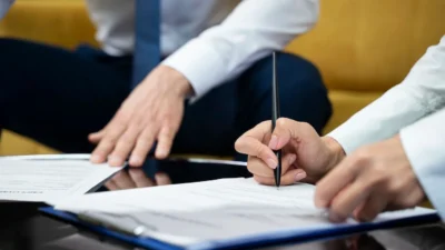 Ticari hayatta her işlem bir belgeye dayanır ve bu belgelerin