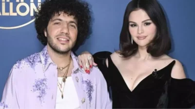 Dünyaca ünlü pop yıldızı Selena Gomez, bir süredir birlikte olduğu