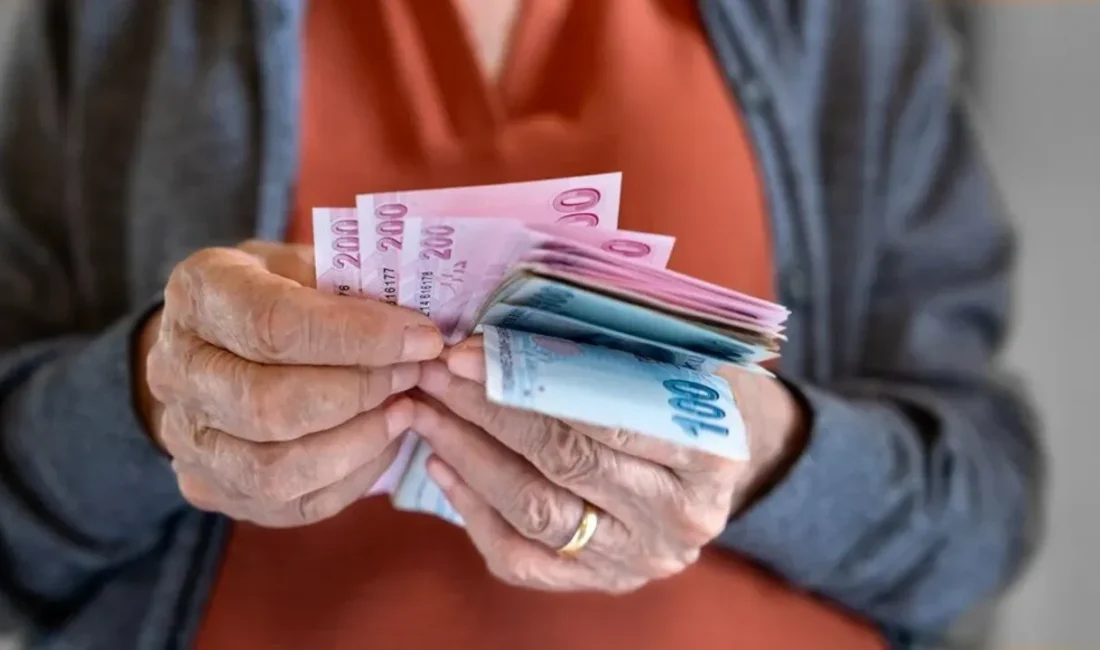 2026 emekli maaşları, Meclis gündeminde tansiyonu yükseltti. CHP Grubu, emeklilerin