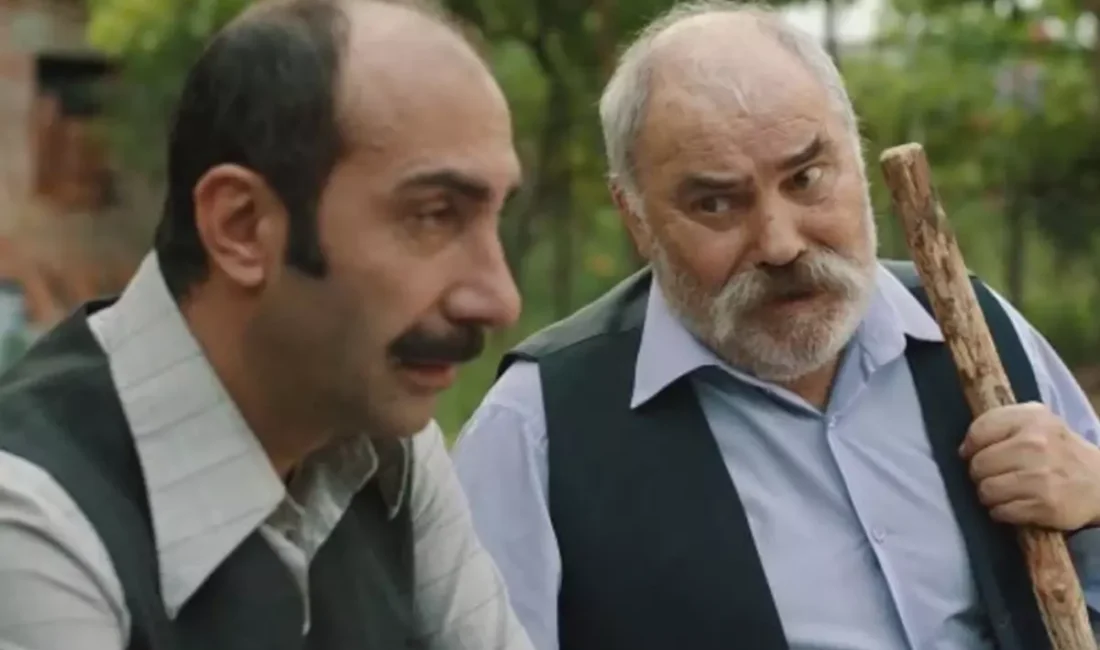 Türk sinema ve televizyon dünyasının tanınan isimlerinden Ali Tutal, evinde