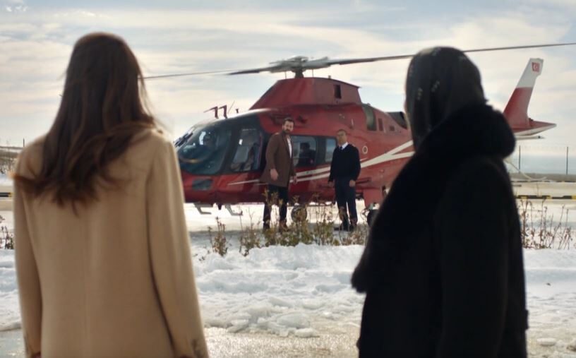 Kanal D ekranlarının pazartesi akşamlarına damga vuran dizisi Uzak Şehir,