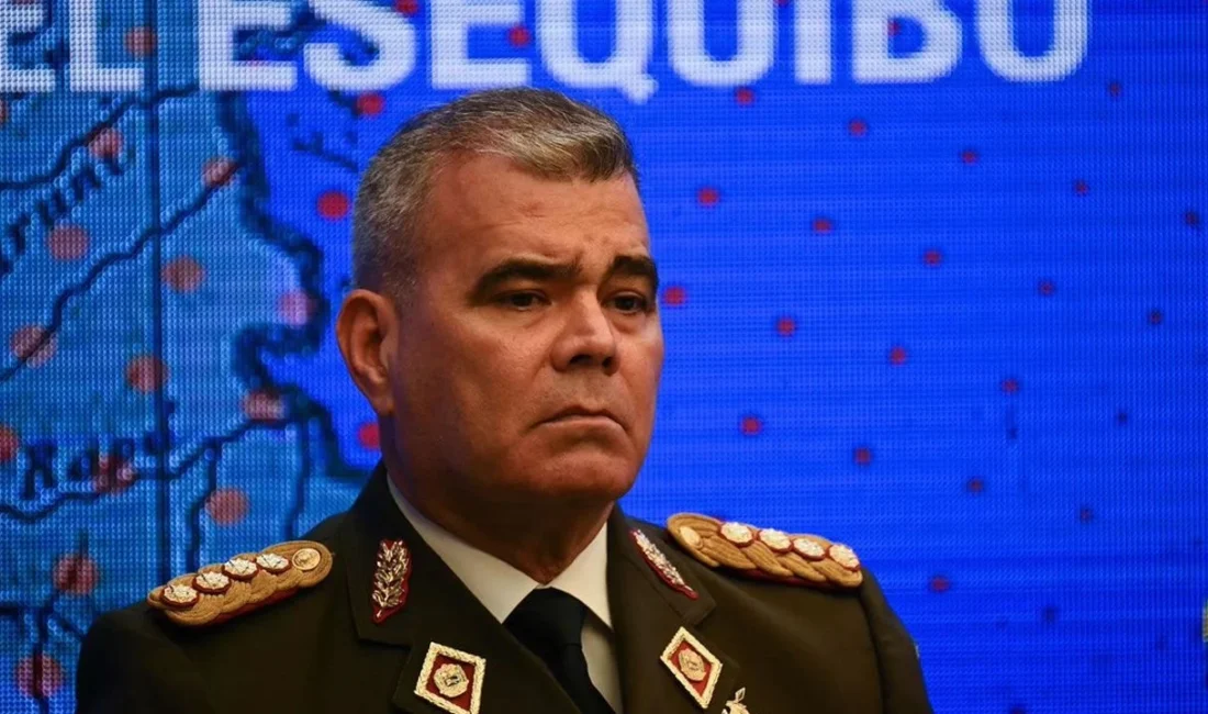 Vladimir Padrino López, son yıllarda Venezuela'nın iç ve dış siyasetinde