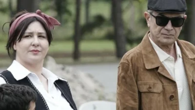 Show TV’nin ilgiyle izlenen Bahar dizisinin 11. bölümünde Muhtar Hasibe