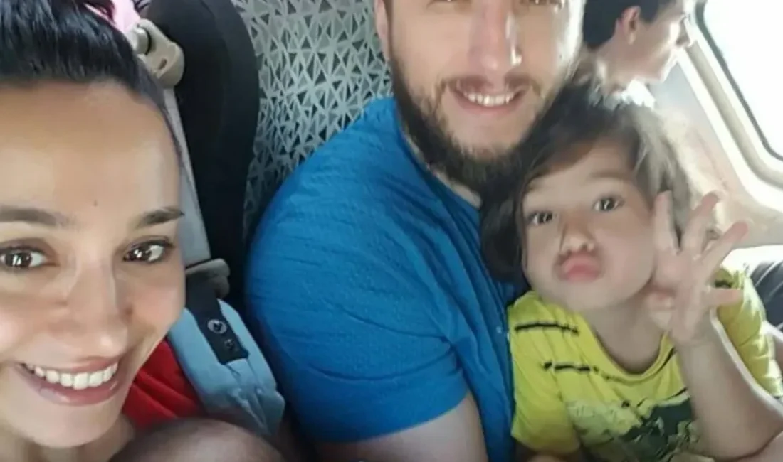 Sezen Burçin Karahan’ın hayat hikayesi, yaşı, annesi Yıldız Tilbe ile