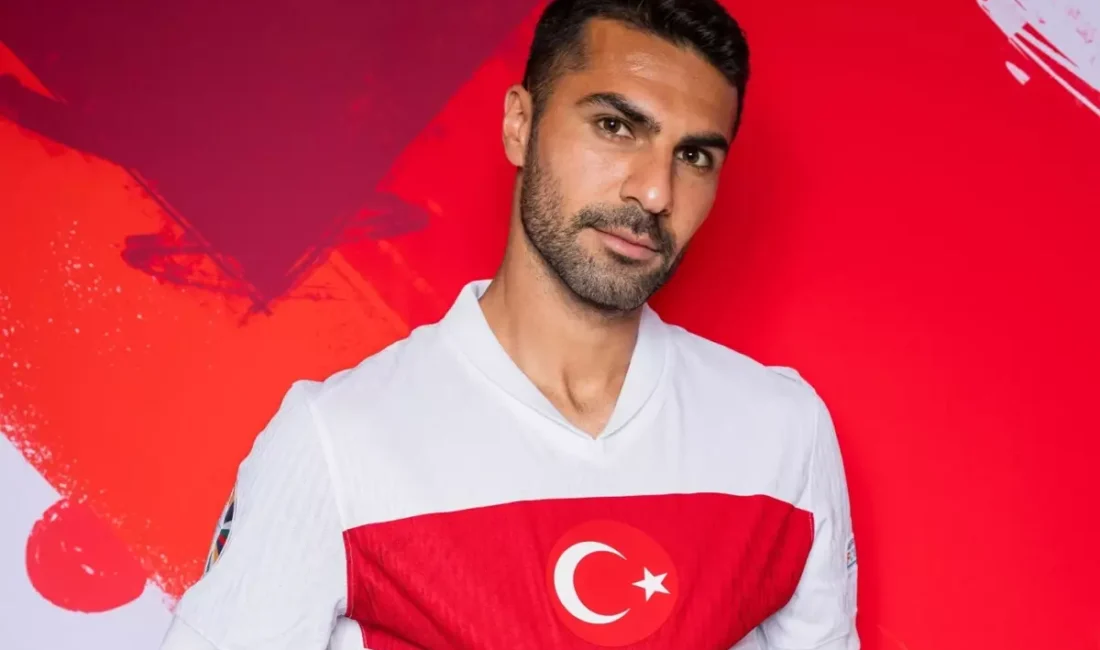 Roma forması giyen milli futbolcu Zeki Çelik, sezon sonu yaklaşırken