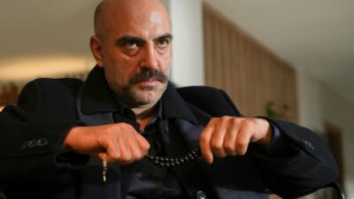 Kanal D ekranlarında yayınlanan ve her bölümüyle sosyal medyada gündem