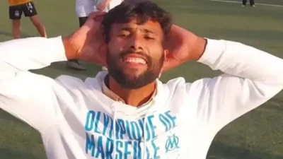 Sosyal medya dünyasında sıra dışı tarzı ve kendine has söyleyişiyle