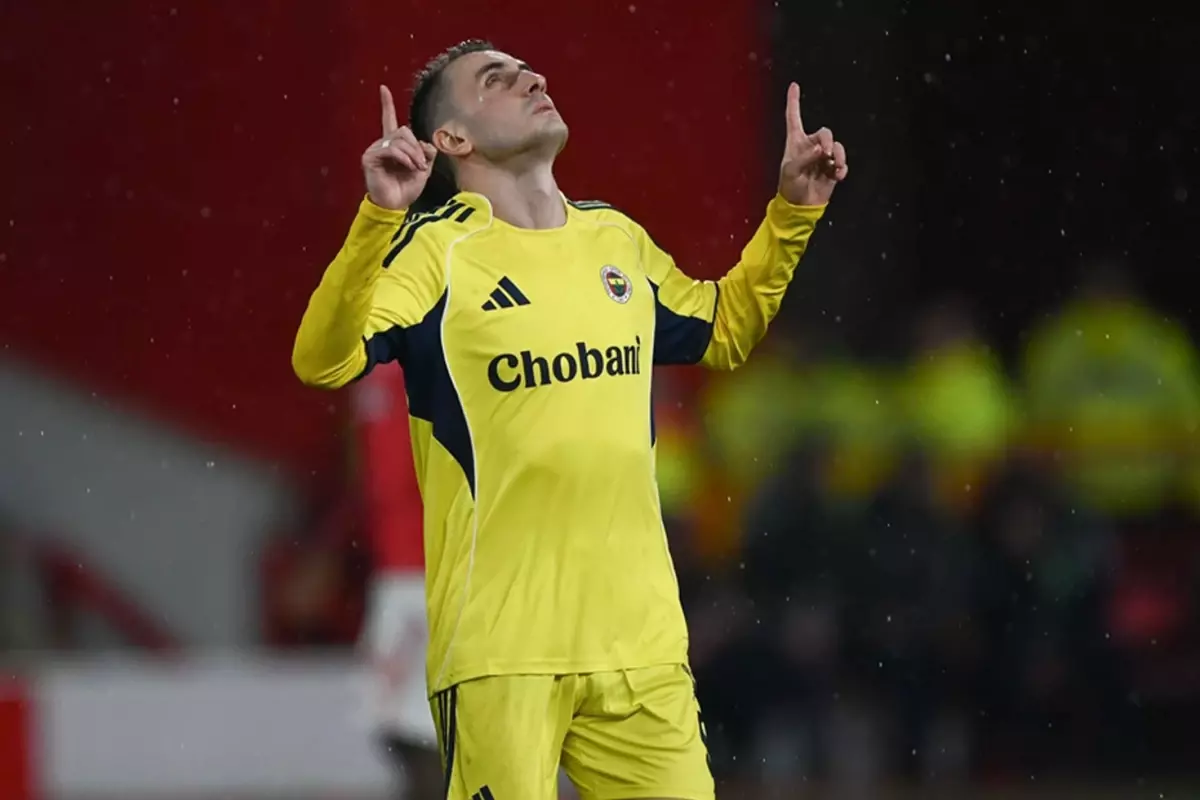 Fenerbahçe, UEFA Avrupa Ligi play-off turu rövanşında deplasmanda Nottingham Forest’ı