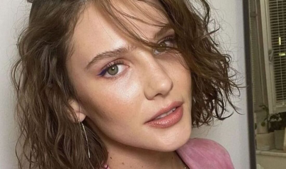 Son yıllarda ekranların en çok konuşulan isimlerinden biri olan Alina