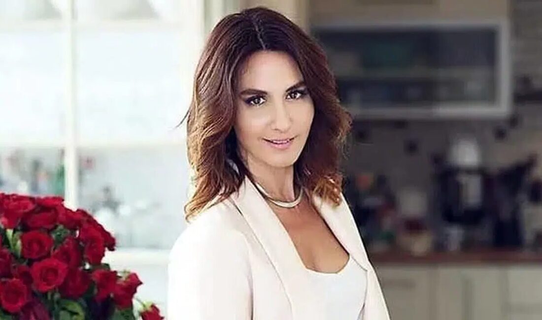 Türk televizyon tarihinin dikkat çeken kadın oyuncularından biri olan Ayşe