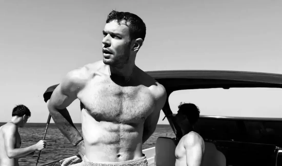 4 Ağustos 1998 tarihinde Manisa’da dünyaya gelen Aytaç Şaşmaz, genç