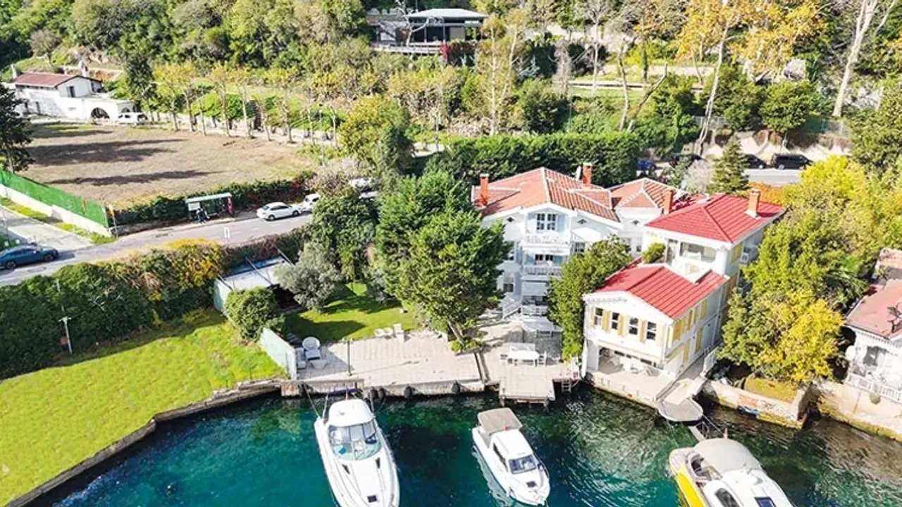 İstanbul Boğazı’nın en dikkat çekici yapılarından biri olan ve kamuoyunda