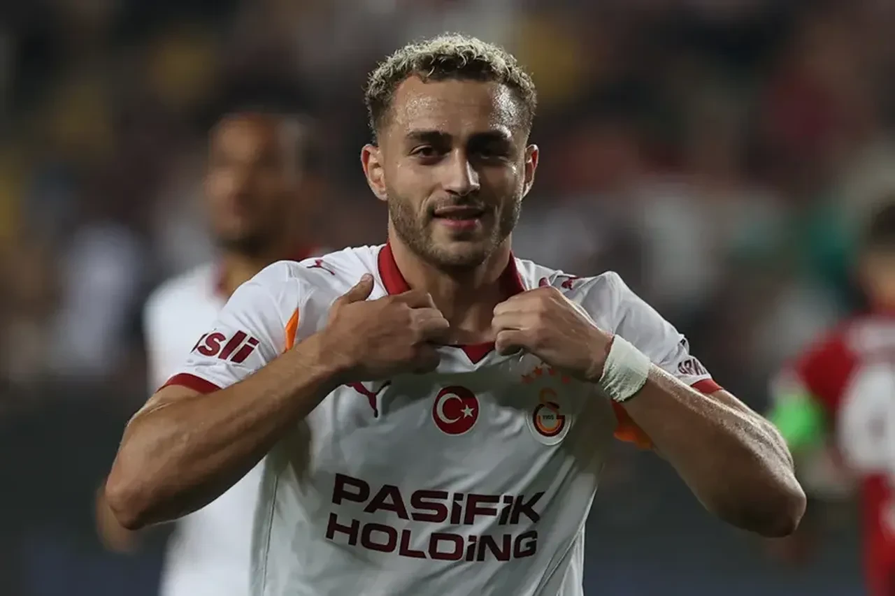 Süper Lig’de şampiyonluk yarışını sürdüren Galatasaray, bir yandan kadro planlamasını
