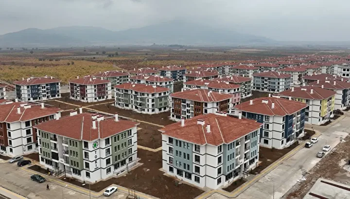 TOKİ’nin 500 bin sosyal konut projesi kapsamında yatırılan başvuru bedellerinin