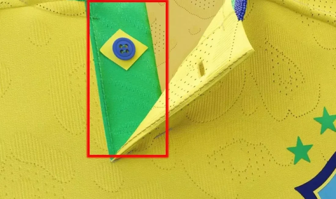 Brezilya'nın Dünya Kupası formasındaki bayrak detayı, daha sahaya çıkmadan futbol