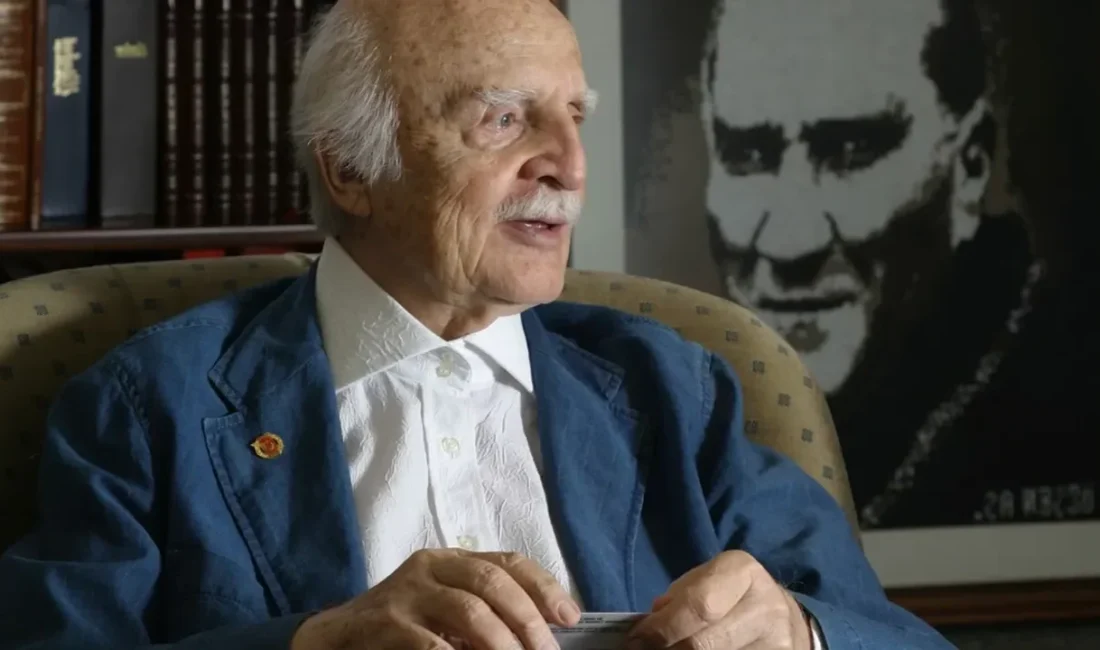 Türk iş dünyasının hafızasında derin izler bırakan, Koç Holding’in büyüme