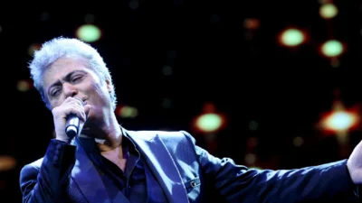 “Küllenen Aşk”, “Saklı Düşler” ve “Yorgun Yıllarım” gibi hafızalara kazınan