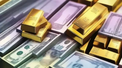 Tatil sezonunun başlamasıyla birlikte nakit döviz ihtiyacı artarken, vatandaşların en